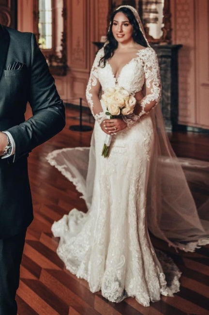 Vestidos de Noiva em Cetim com Renda, Decote em V, Manga Comprida, Corte em A e Folhos