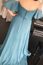 Vestido de Dama de Honra Azul em Chiffon com Pregas e Ombros Descobertos BD118
