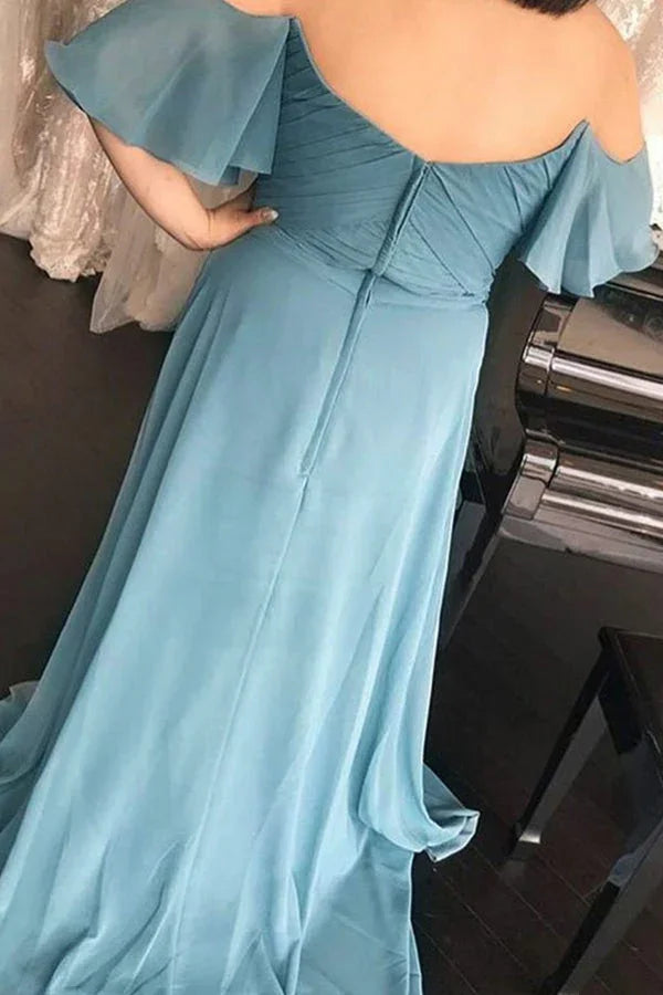 Vestido de Dama de Honra Azul em Chiffon com Pregas e Ombros Descobertos BD118