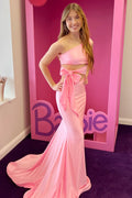 Langes Ballkleid in Trompetenform mit One-Shoulder-Ausschnitt