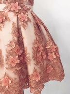 Robe de bal d'accueil courte rose perle en tulle, coupe évasée, col en V