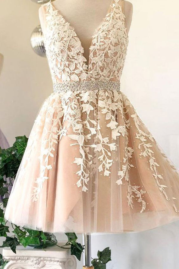 A-Line Tulle V-neck Short Homecoming Dress with Appliques & Beads