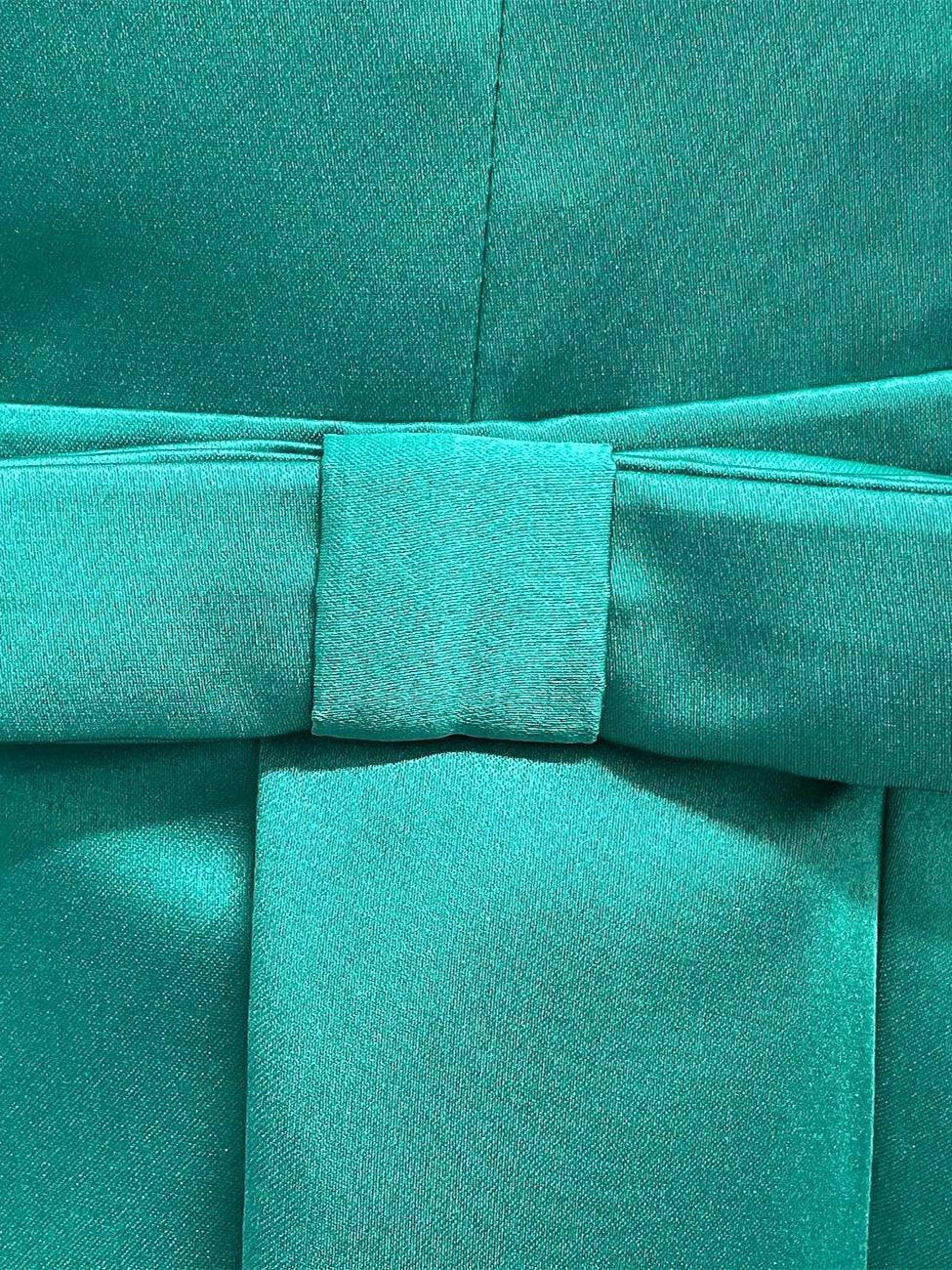 Vestido Justo/Coluna com Decote em V, Mangas 3/4, Comprimento ao Joelho para Mãe da Noiva com Cinto