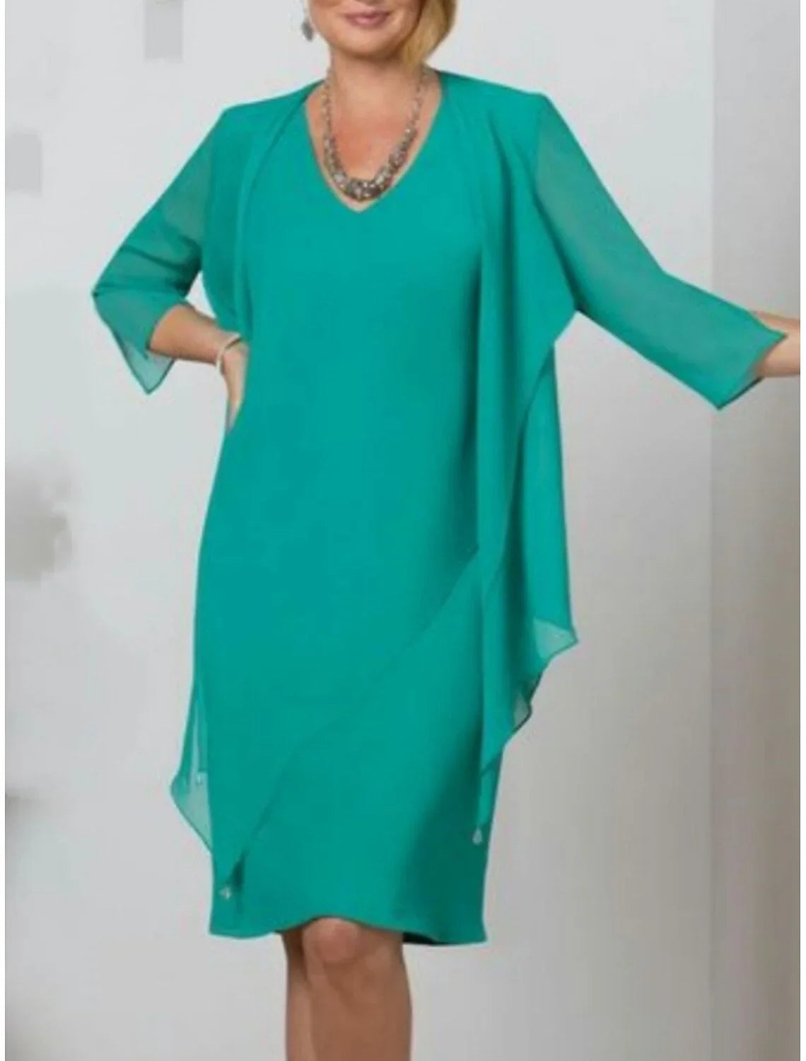 Vestidos de madre de la novia de dos piezas, ajustados/columnas, escote en V, mangas tres cuartos, largo hasta la rodilla