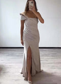 Robes de mère de la mariée sirène/trompette, une épaule, sans manches, longueur au sol