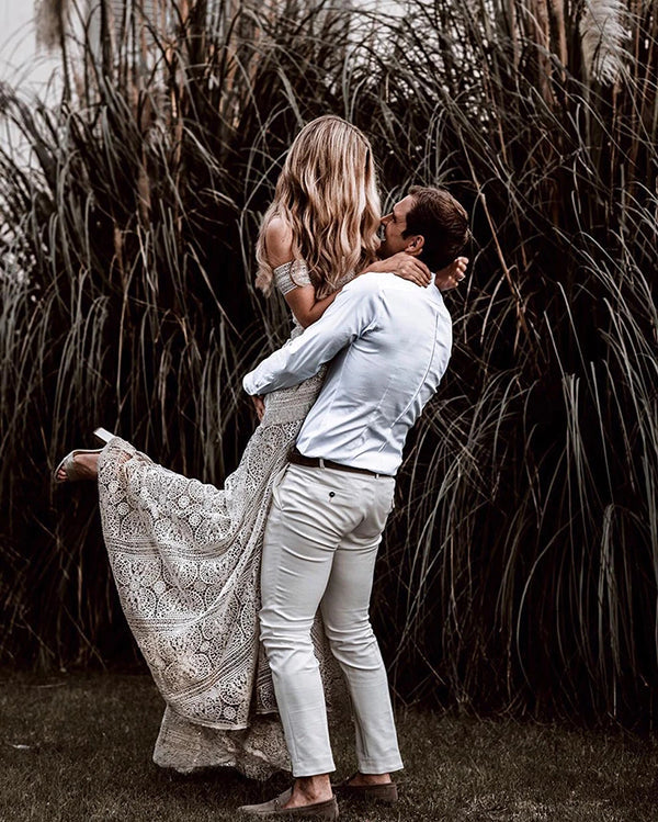 Vestidos de Noiva Roycebridal com Decote Coração, Renda, Praia, Marfim, Rústico e Boémio