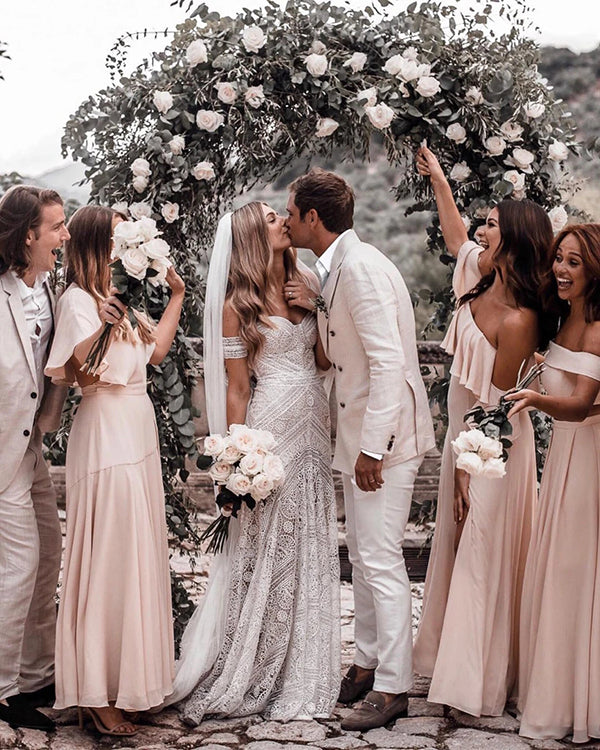 Vestidos de Noiva Roycebridal com Decote Coração, Renda, Praia, Marfim, Rústico e Boémio