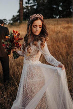 Vestido de Noiva Boémio Roycebridal com Renda, Bolinhas e Mangas