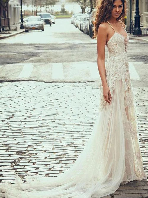 Robe de mariée de plage en tulle à fines bretelles bon marché, robes de mariée avec appliques en dentelle