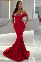 Vestidos de baile de comprimento até ao chão, estilo sereia, com alças finas vermelhas, decote coração, ombros descobertos e folhos