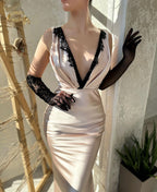 Vestido de sirena con escote en V, sin mangas, con encaje