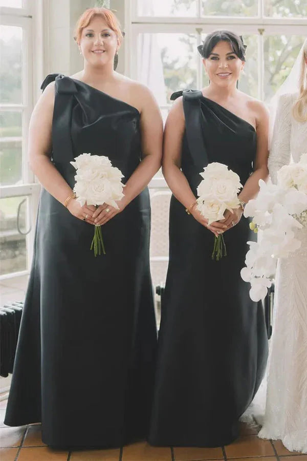 Mermaid One-Shoulder Bow Strap Black Bridesmaid Dress BD125