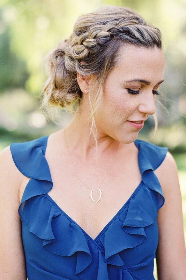 Abito da damigella lungo modesto in chiffon blu marina a linea ad A con scollo a V