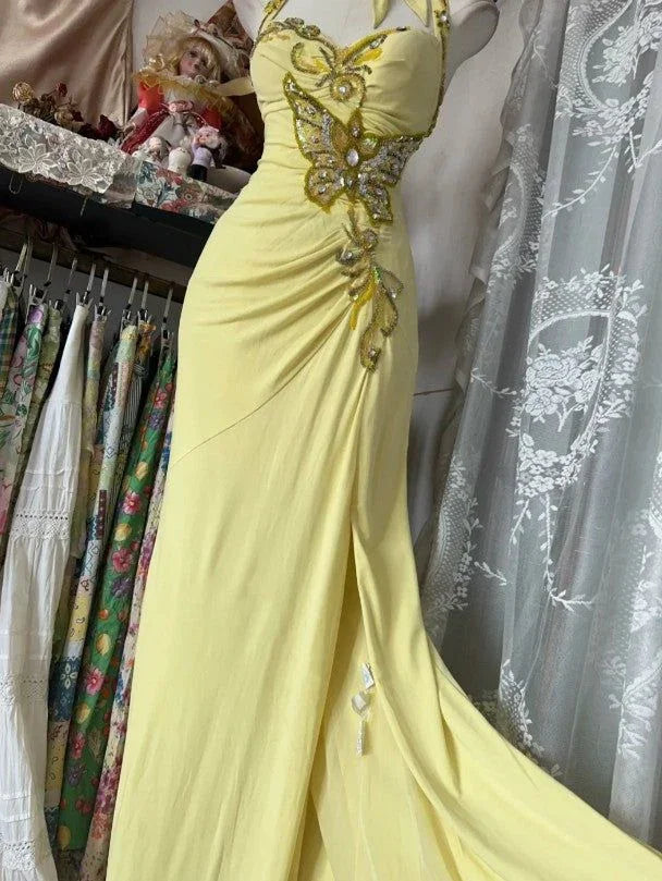 Elegantes gelbes Meerjungfrauen-Kleid mit Neckholder, Pailletten, Diamantbesatz, lang, Ballkleid, rückenfrei, mit Schlitz, Abendkleid Y8554