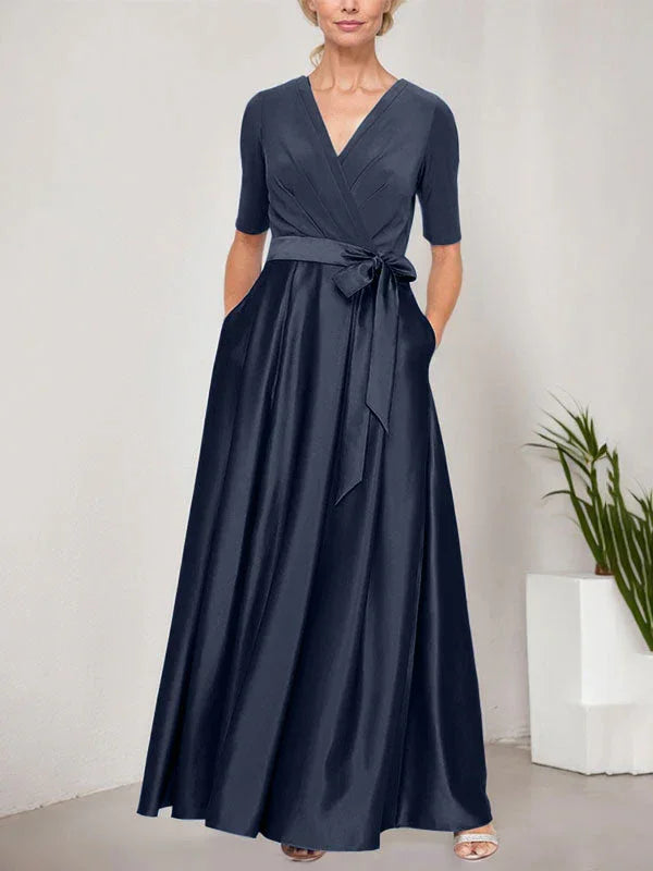 Vestido de baile con escote cruzado, falda completa de satén y cuerpo de jersey