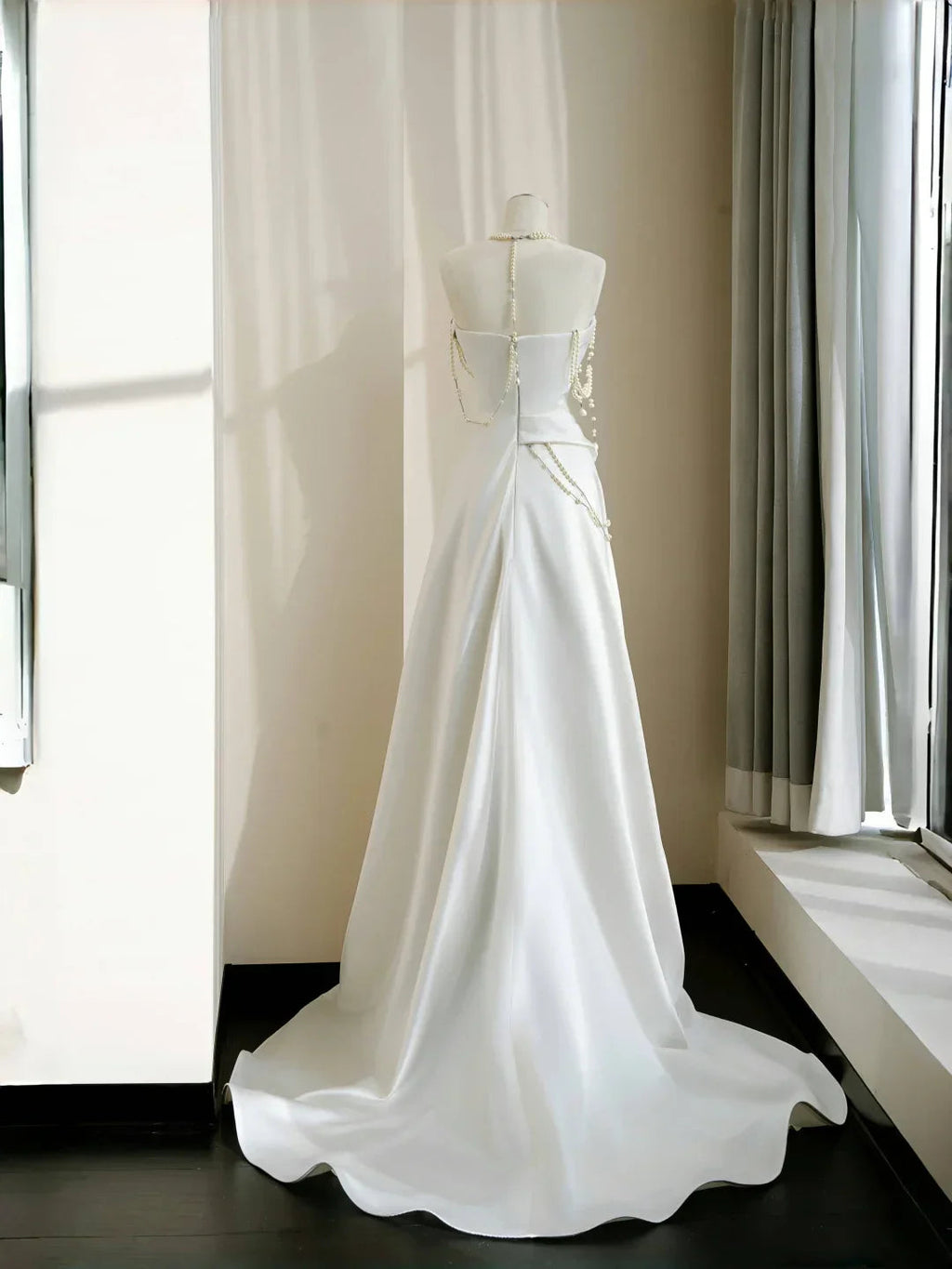 Classy Strapless Satin Pearls Chain White Prom Dress A Line Evening Dress Y8684