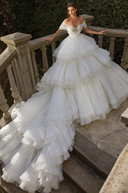 Schulterfreies weißes Tüll-Rüschen-Luxus-Brautkleid