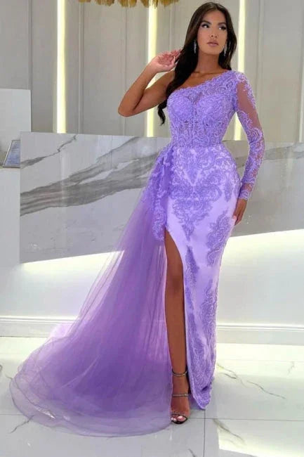 Vestidos de baile compridos em tule com um ombro só, manga comprida, fenda frontal e renda, com cauda até ao chão