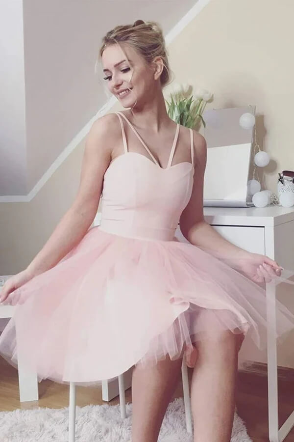 Abiti corti per festa di fine anno scolastico in tulle rosa a linea ad A con scollo a cuore, abiti per la laurea