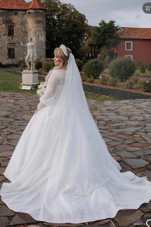 Plus Size White Ball Gown Wedding Dress V Neck Long Puff Sleeves Pearl Beaded Sequin Lace Luxury Princess Bridal Gown