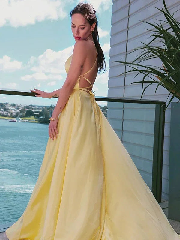Vestido de Baile de Cetim | vestido de baile amarelo | fenda no vestido de baile SYP127