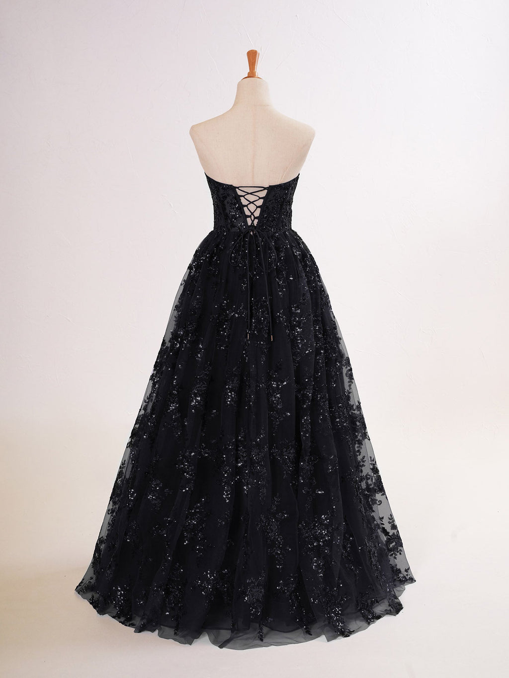 Roycebridal Zara | Langes Ballkleid aus A-Linien-Spitze mit Pailletten und Taschen