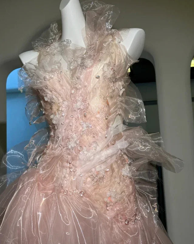 فستان سهرة طويل وردي فاتح من التول مزين بالخرز بدون ظهر Y8564