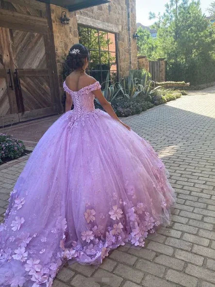 Vestido de Baile Luxuoso de Alfazema com Ombros Descobertos, Vestido Doce 16, Vestido de Princesa Y7182