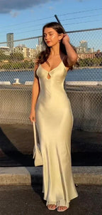 Vestido de noche formal sirena blanco elegante con tirantes finos para baile de graduación Y7786