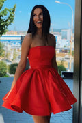 Robes courtes de bal d'accueil sans bretelles en satin rouge, robes courtes de fête