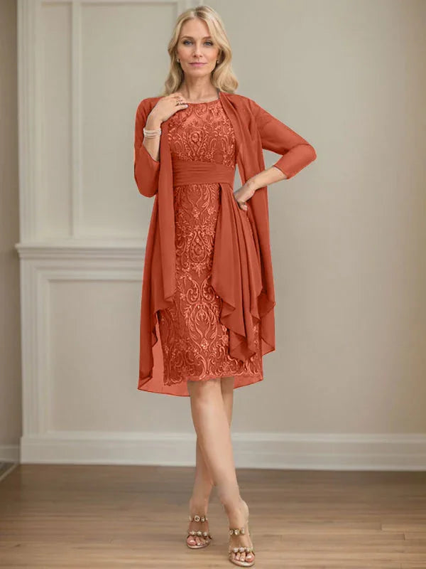 Etui/Säulenförmiges Kleid mit Illusion, knielang, aus Spitze und Chiffon, Brautmutterkleid mit herabfließenden Rüschen und Pailletten