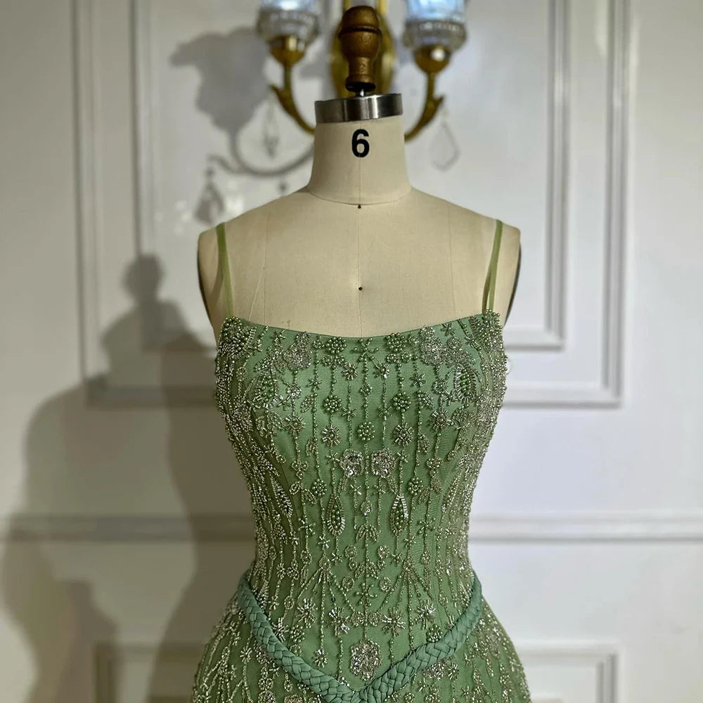 Vestido de noche lujoso verde salvia con cuentas, corte en línea A y tirantes finos LA72805