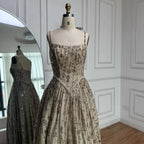 Vestido de noche lujoso verde salvia con cuentas, corte en línea A y tirantes finos LA72805