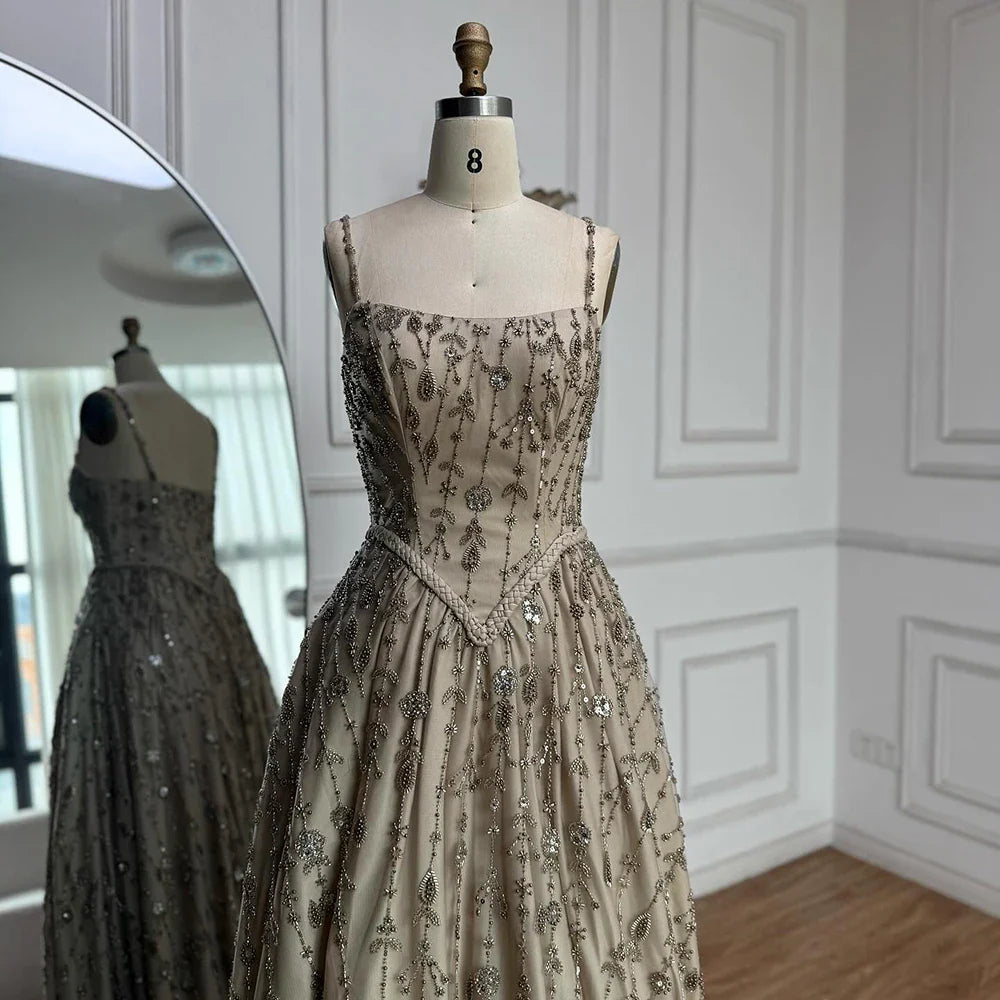 Vestido de noche lujoso verde salvia con cuentas, corte en línea A y tirantes finos LA72805