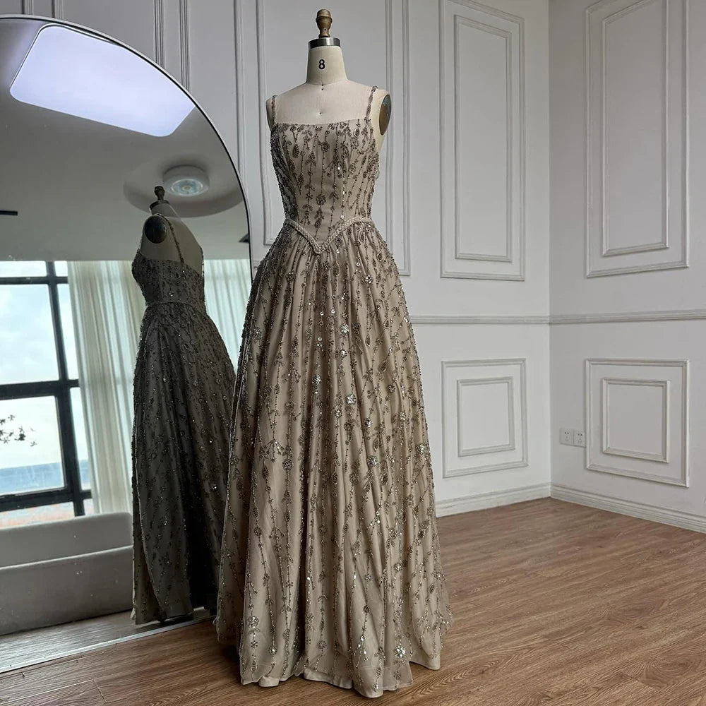 Vestido de noche lujoso verde salvia con cuentas, corte en línea A y tirantes finos LA72805