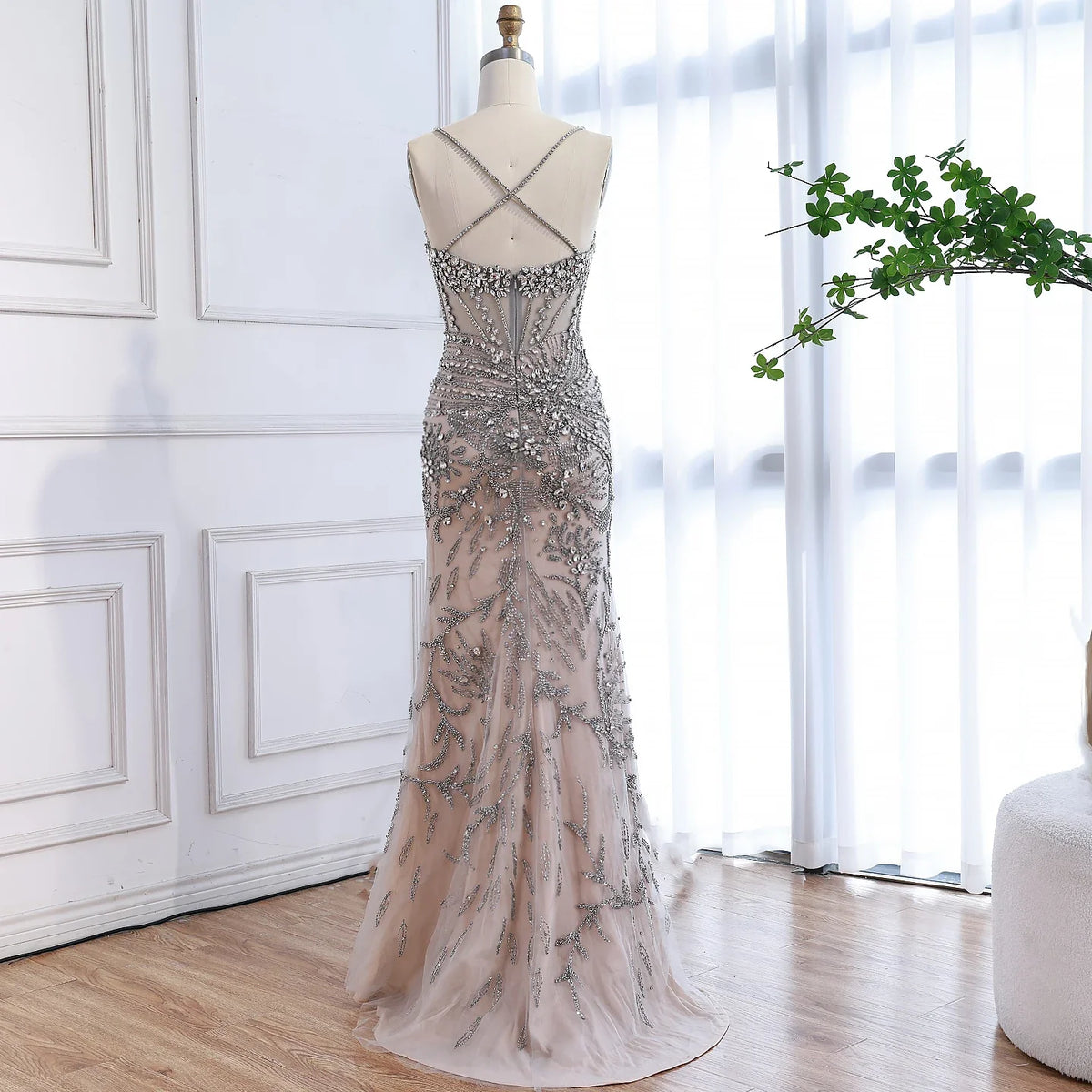 Robe de soirée de luxe grise perlée avec cape pour bal de promo LA73342