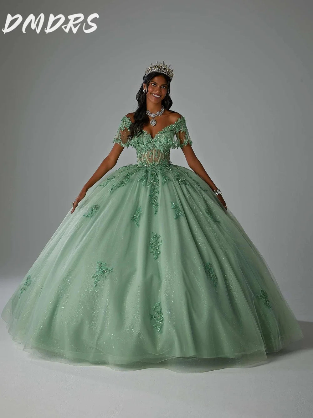 Classic Sweetheart Neck Quinceanera Dress 2025 Elegant Party Dress Sparkling Applique Sweetheart Ball Gown Sweet 16 Part
