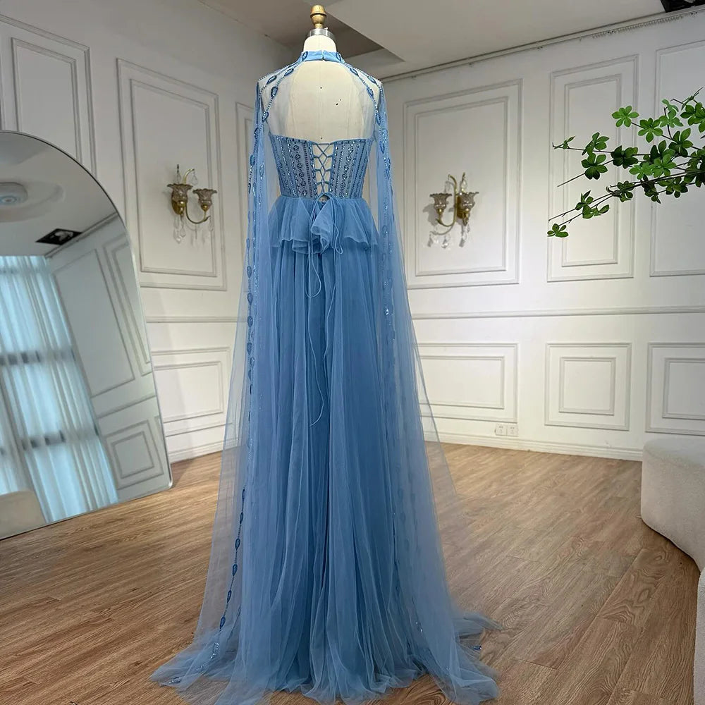Robe de soirée de luxe bleue à paillettes et perles avec manches cape LA73108