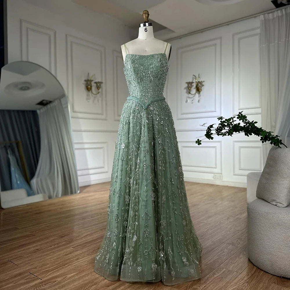 Vestido de noche lujoso verde salvia con cuentas, corte en línea A y tirantes finos LA72805