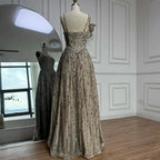 Vestido de noche lujoso verde salvia con cuentas, corte en línea A y tirantes finos LA72805