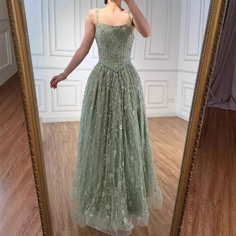 Vestido de noche lujoso verde salvia con cuentas, corte en línea A y tirantes finos LA72805