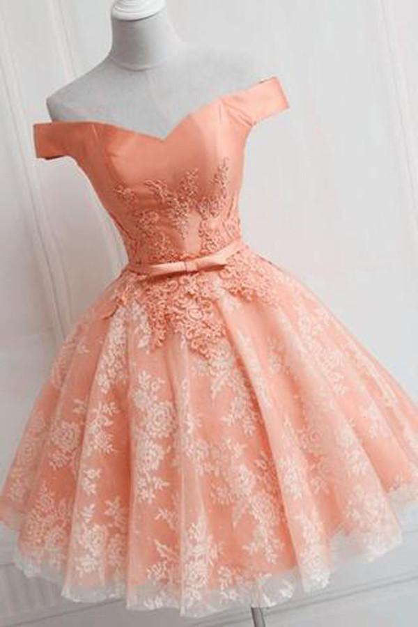 Schlichtes A-Linien-Heimkehrkleid aus Tüll mit schulterfreien Applikationen, Partykleid