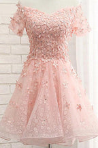 Robes de bal de fin d'année à épaules dénudées en tulle rose avec appliques florales