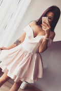 Abito da ballo rosa chiaro con scollo a V profondo e spalle scoperte, abito per festa e serata di ritorno a casa