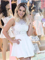 Robe blanche évasée à dos transparent pour bal de fin d'année, robes de fête avec applications