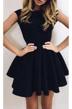 Robes simples noires à dos ouvert pour retour à la maison pour filles, robes courtes de bal
