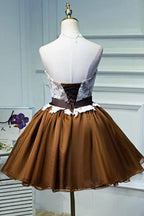 Robe courte de bal en tulle à lacets avec nœud au dos, robe d'accueil abordable