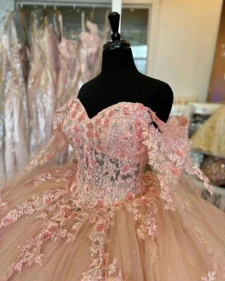 Vestidos cor-de-rosa para Quinceanera com ombros descobertos, flores, apliques de renda, contas, saia rodada, para festa, princesa, doce 16, vestido de baile Y2936