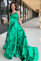 Rückenfreies A-Linien-Ballkleid mit V-Ausschnitt, Rüschen und Schlitz
