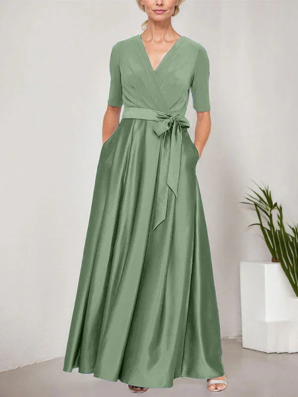 Vestido de baile con escote cruzado, falda completa de satén y cuerpo de jersey